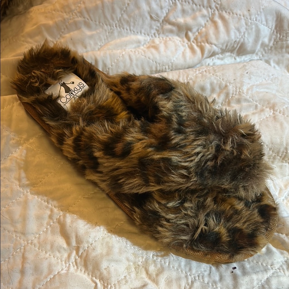 Corkys‎ Brown Leopard print Cozy Fur Slippers—new without box